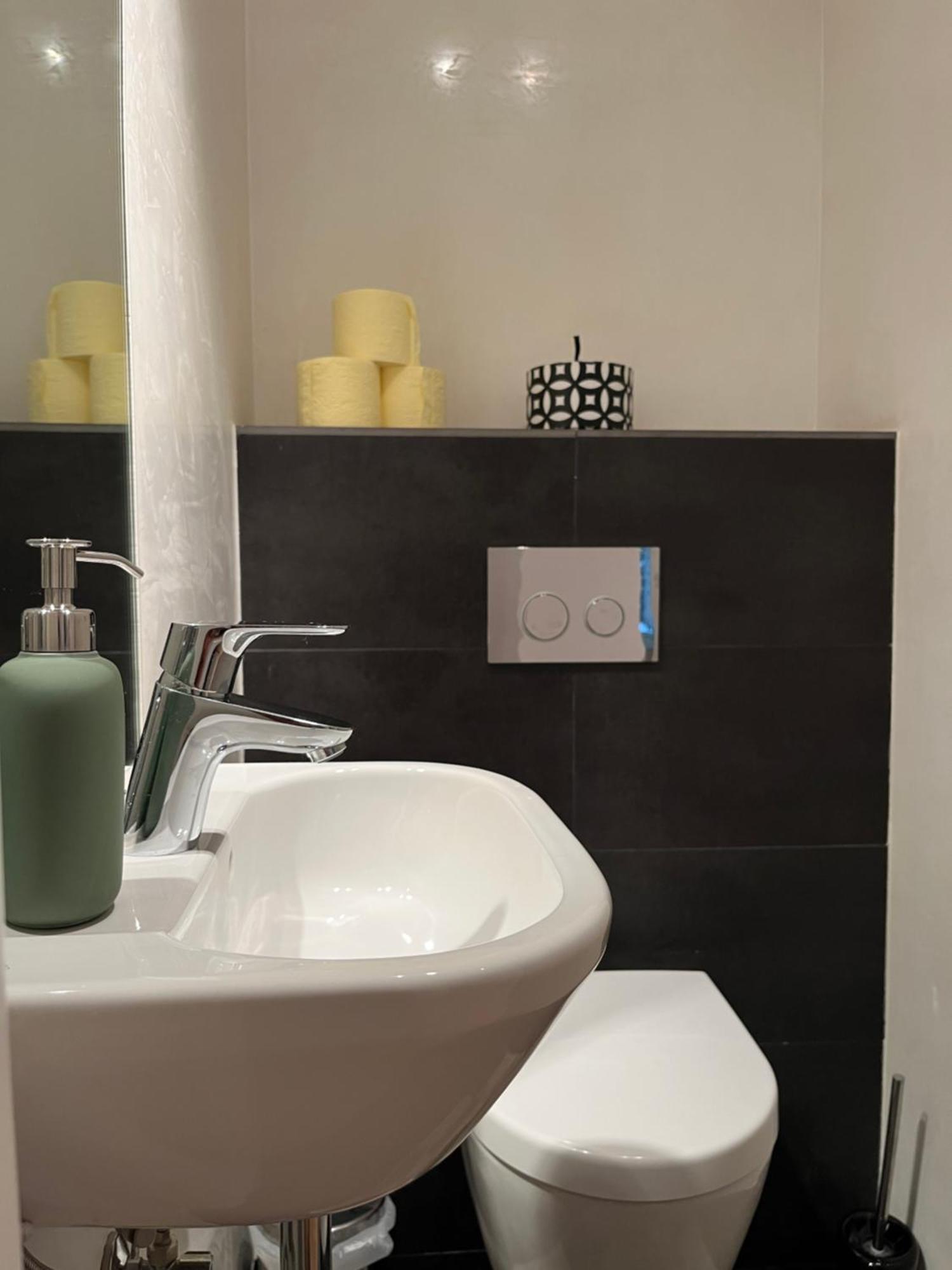 Quiet Apartment Next To Belvedere & Central Station Wien Ngoại thất bức ảnh
